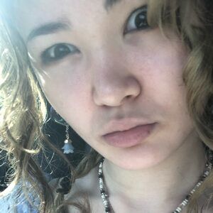 Meet your Posher, Kira